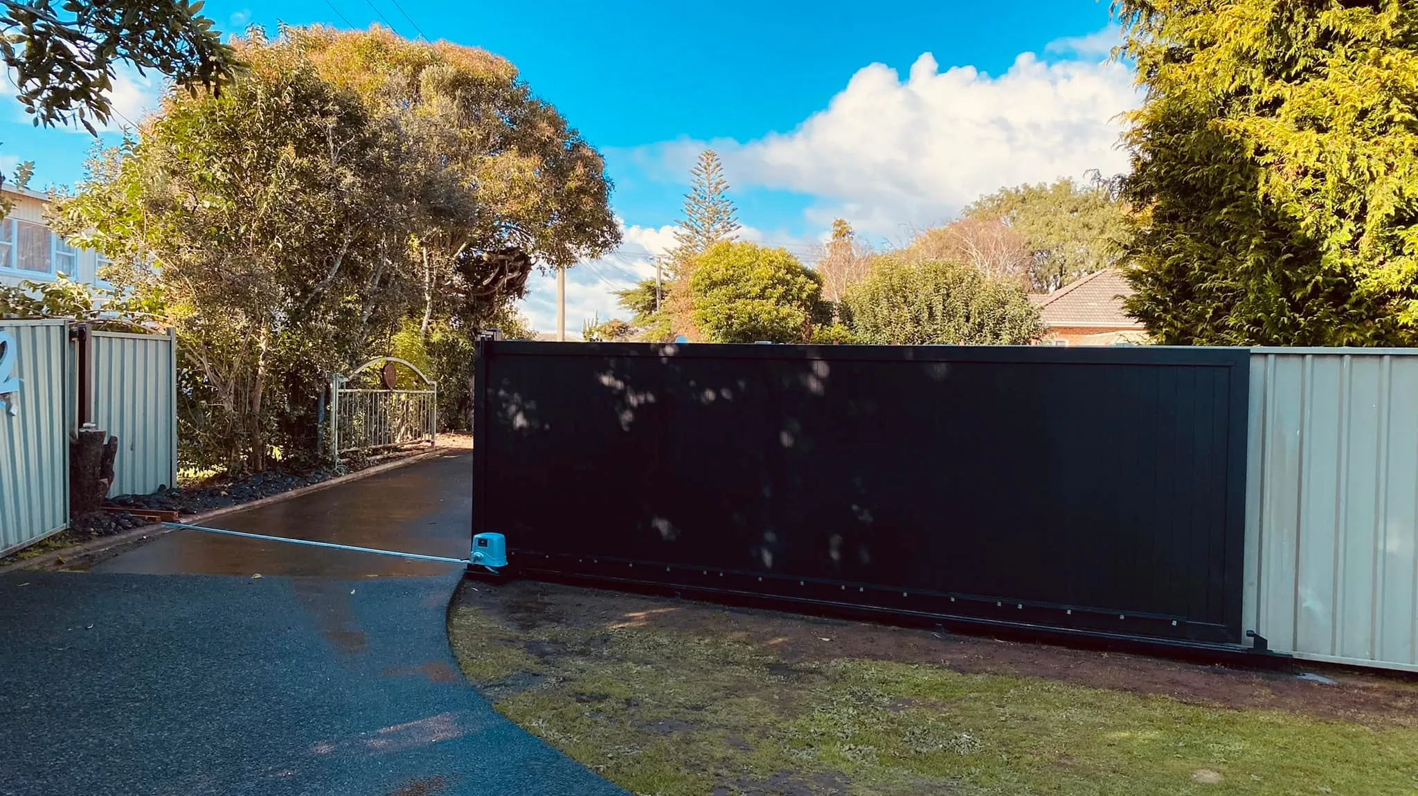 Are Intruders Targeting Your Property? How Spear Head Gate Design Acts as a Visual Deterrent